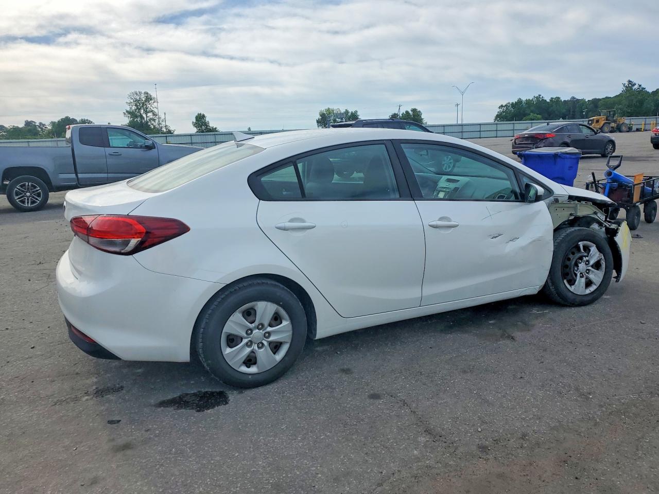 2017 KIA FORTE LX Popular, S