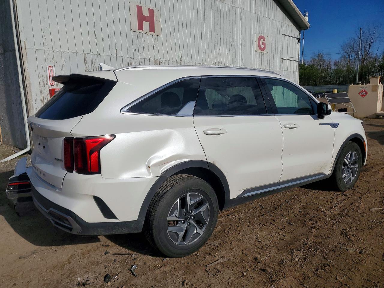 2021 KIA SORENTO S