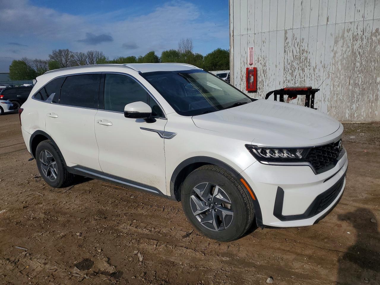 2021 KIA SORENTO S