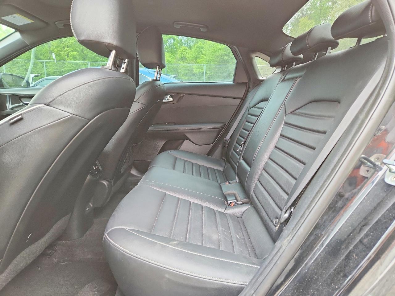 2023 KIA FORTE GT Line