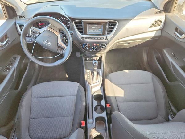2019 HYUNDAI ACCENT SE and SEL