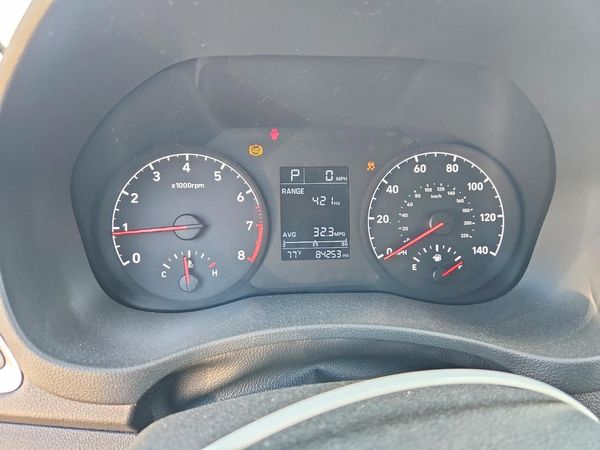 2019 HYUNDAI ACCENT SE and SEL