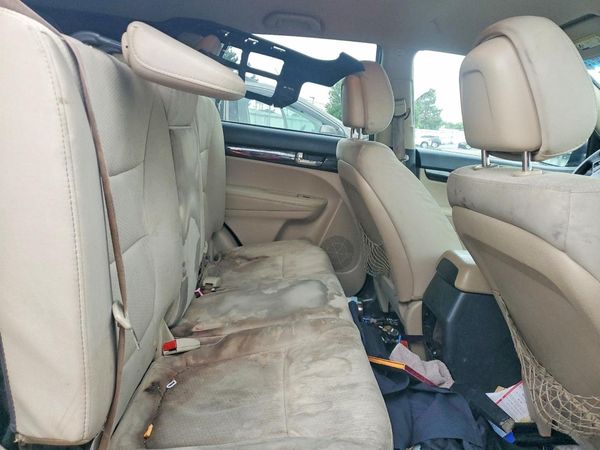 2013 KIA SORENTO Base / LX