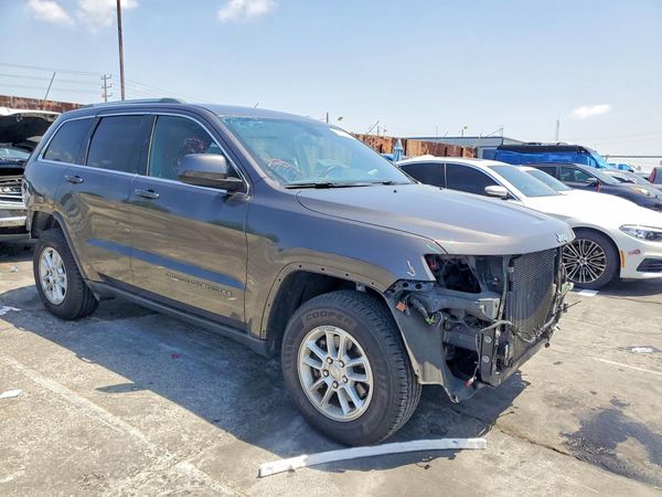 2020 JEEP GRAND CHEROKEE LAREDO 4X2