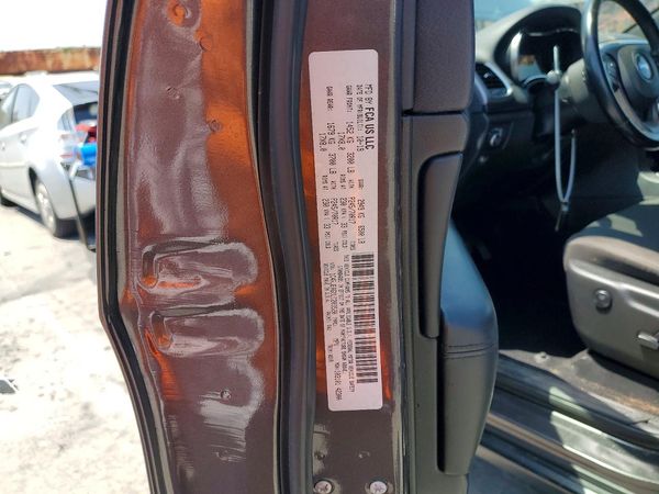 2020 JEEP GRAND CHEROKEE LAREDO 4X2