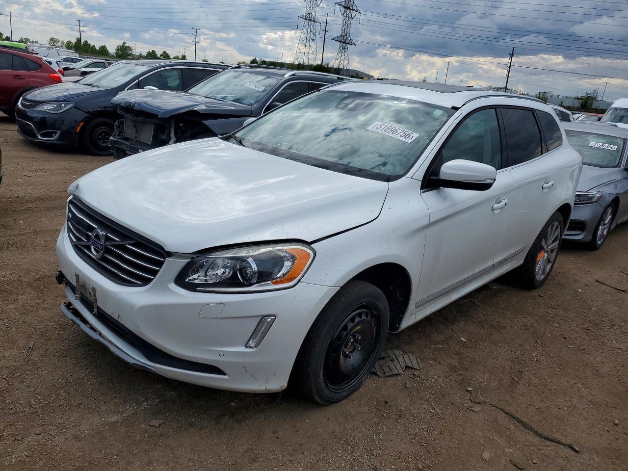 2017 VOLVO XC60