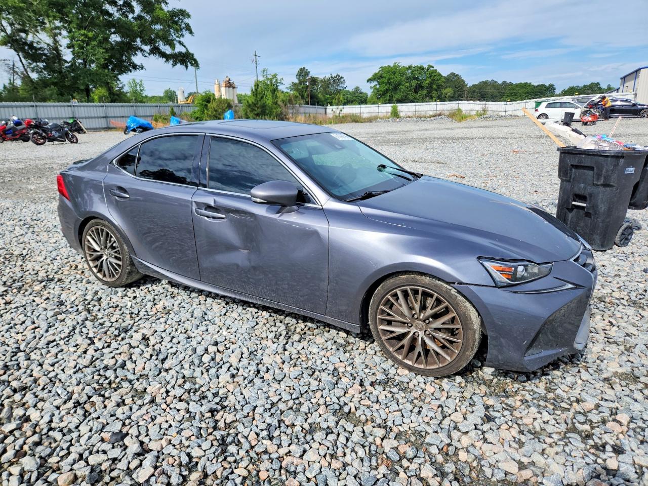 2017 LEXUS IS 200t