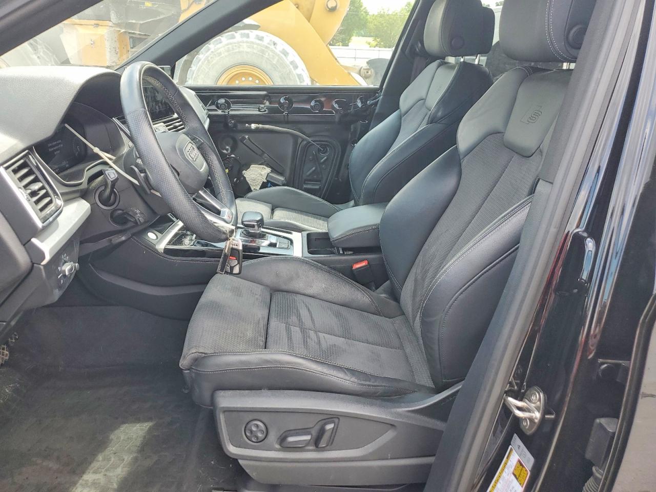 2021 AUDI Q5 E quattro Premium Plus