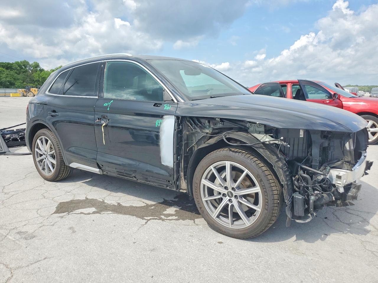 2021 AUDI Q5 E quattro Premium Plus