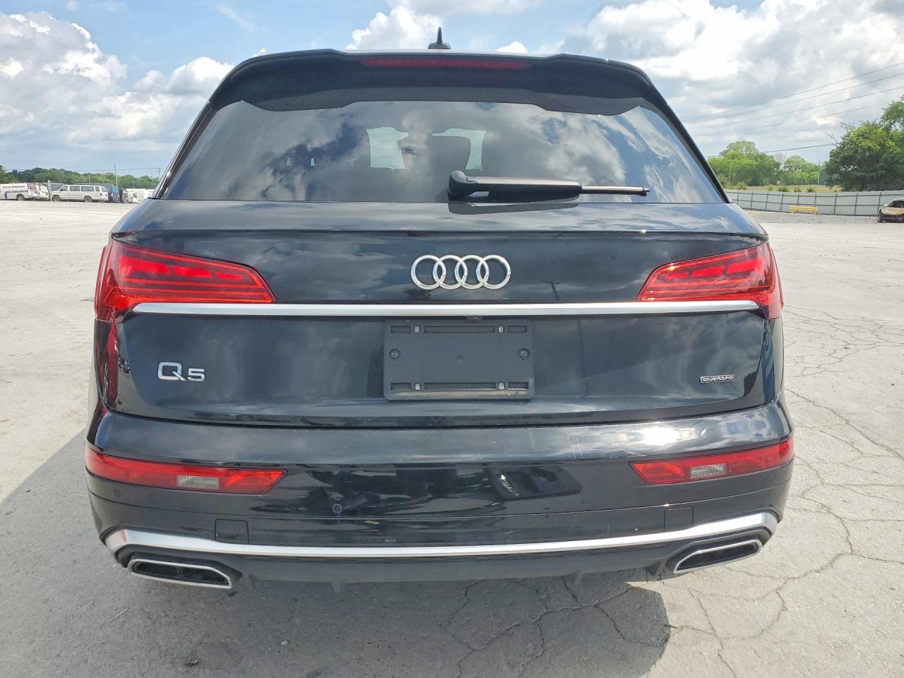 2021 AUDI Q5 E quattro Premium Plus
