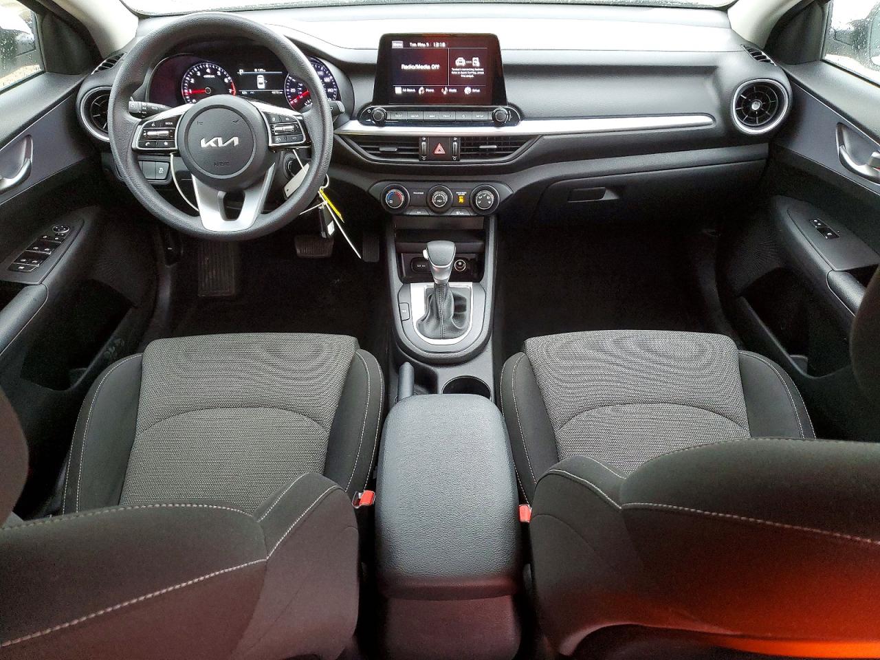 2022 KIA FORTE FE, LXS