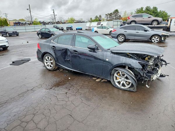 2018 LEXUS IS 300