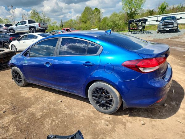 2018 KIA FORTE LX Base