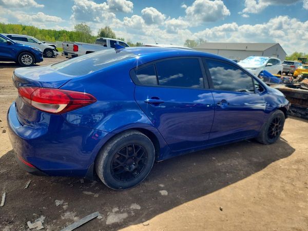 2018 KIA FORTE LX Base