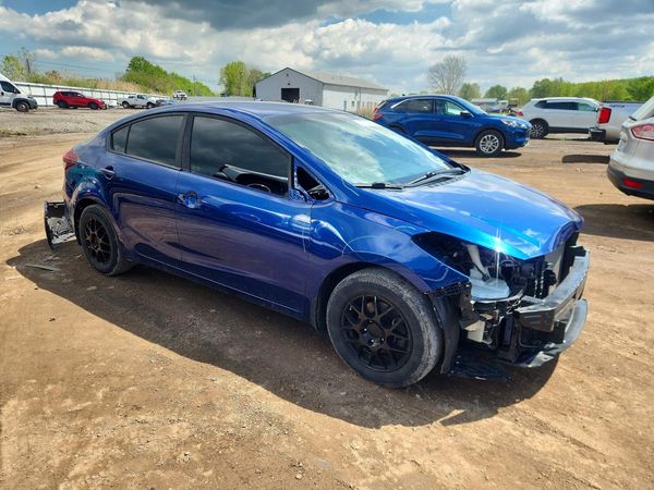 2018 KIA FORTE LX Base