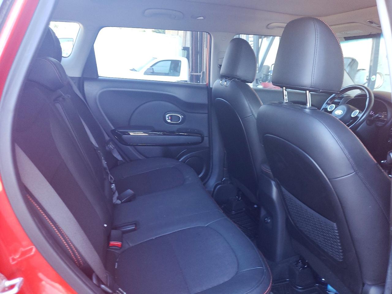 2017 KIA SOUL Exclaim