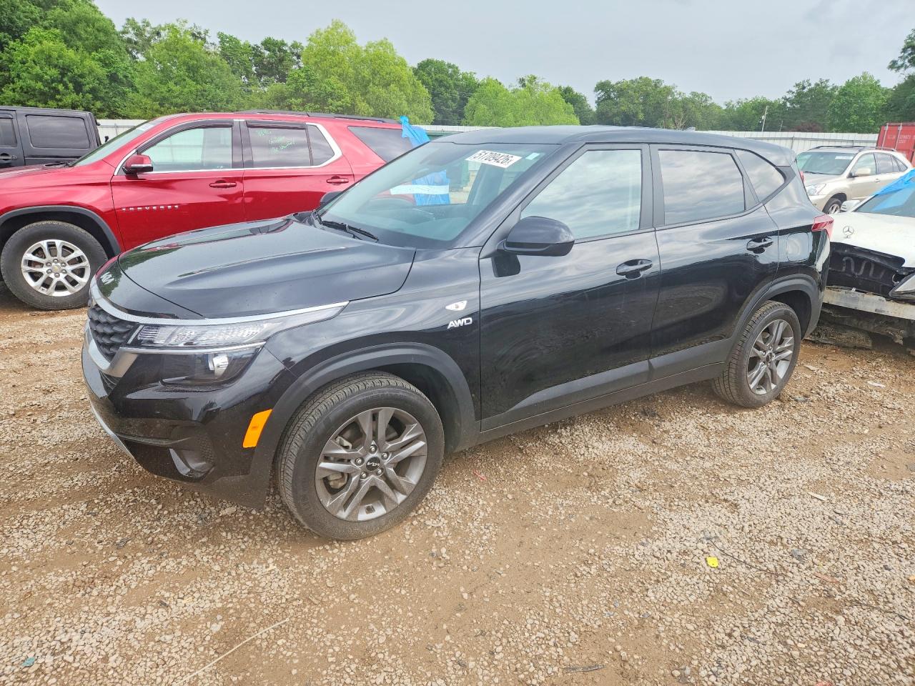 2023 KIA SELTOS LX