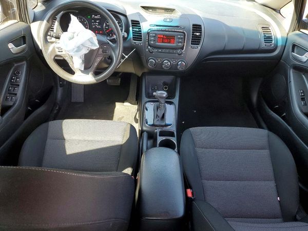 2017 KIA FORTE LX Base