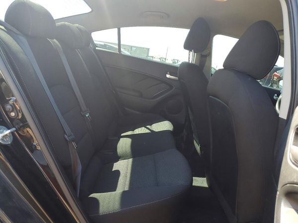 2017 KIA FORTE LX Base