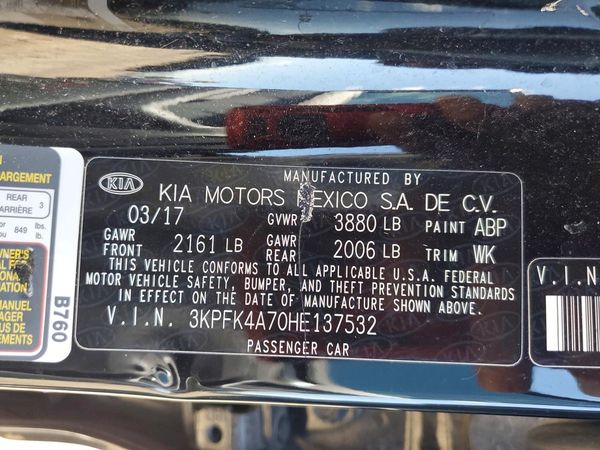 2017 KIA FORTE LX Base