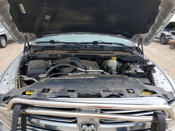 2017 RAM 1500 SLT
