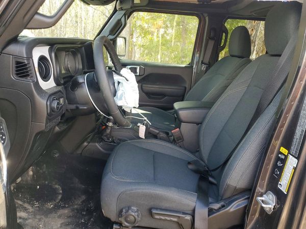 2025 JEEP WRANGLER SPORT 4DR 4