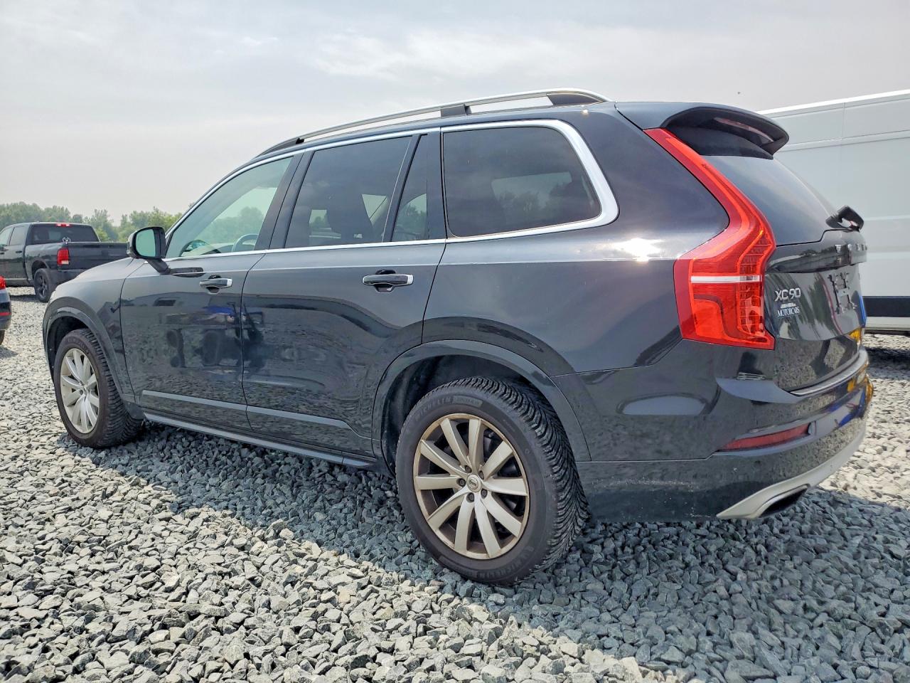 2016 VOLVO XC90 SV42 Momentum