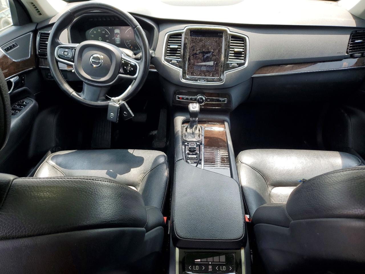 2016 VOLVO XC90 SV42 Momentum