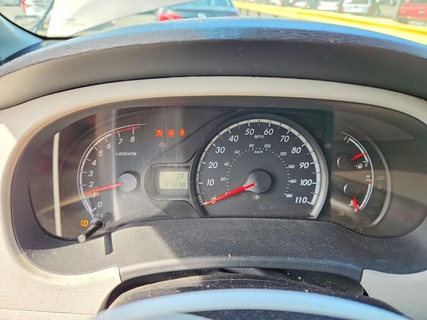 2012 TOYOTA SIENNA