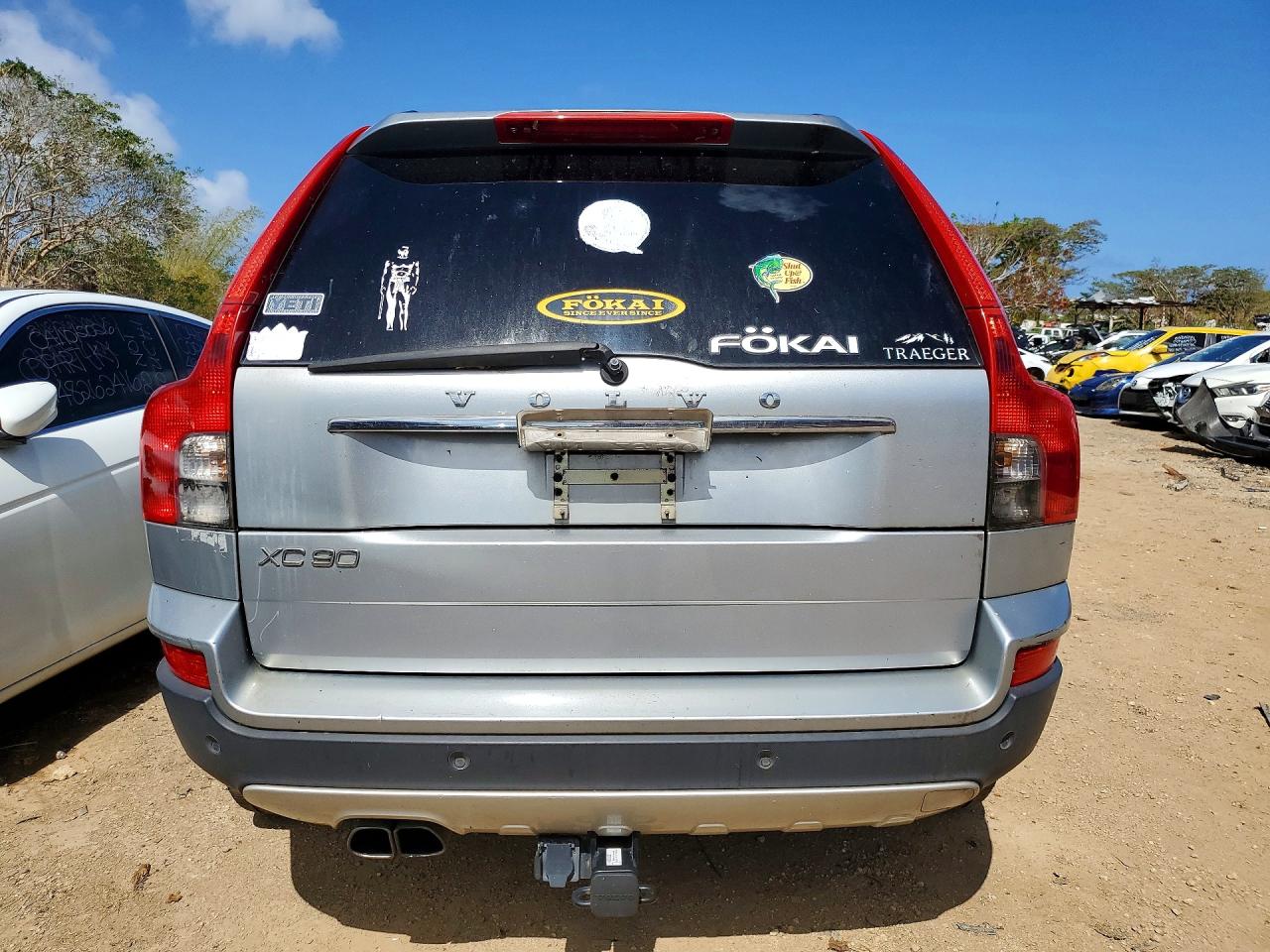 2011 VOLVO XC90
