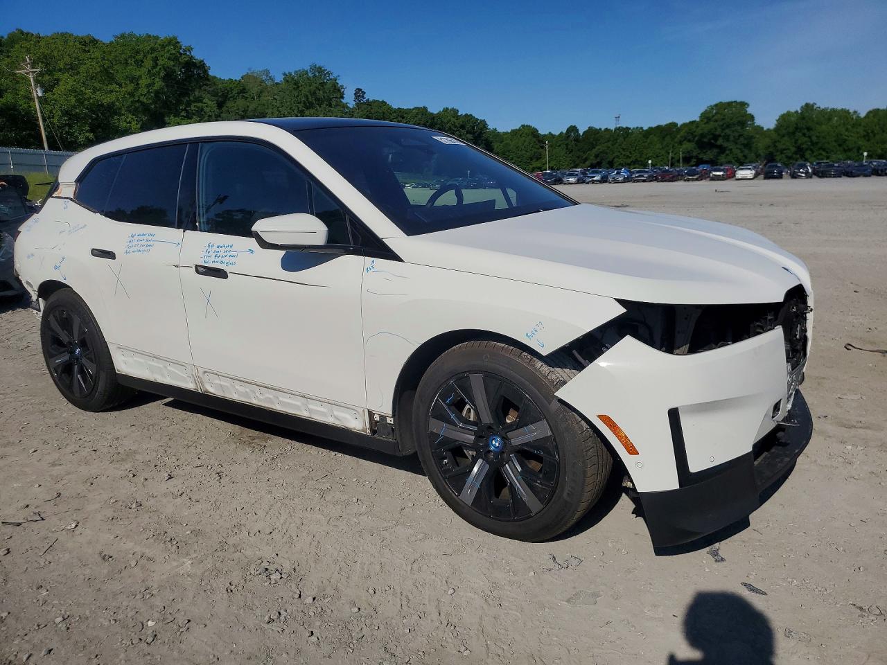 2022 BMW IX xDrive50i