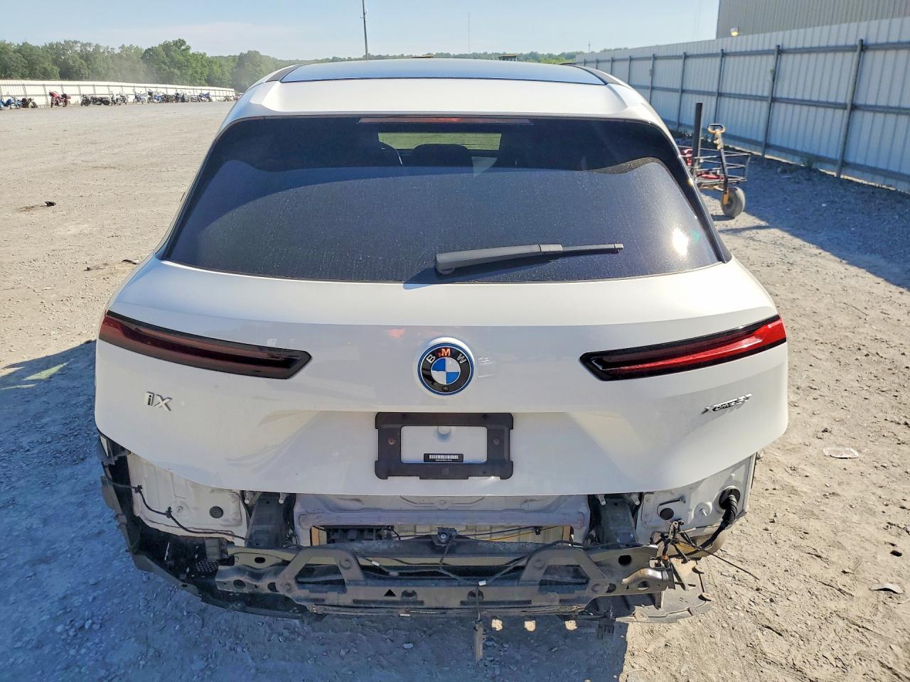 2022 BMW IX xDrive50i