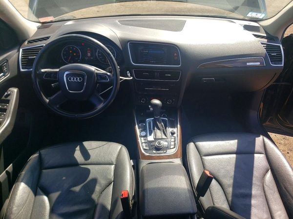 2012 AUDI Q5 Premium Plus