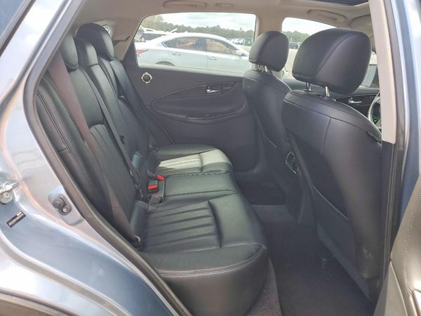 2017 INFINITI QX50