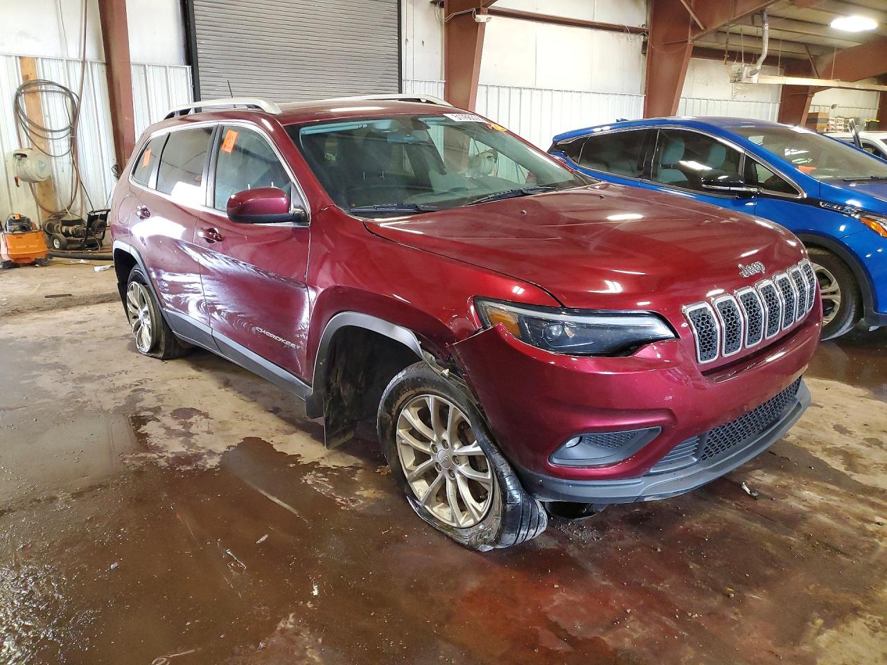 2019 JEEP CHEROKEE LATITUDE 4X4