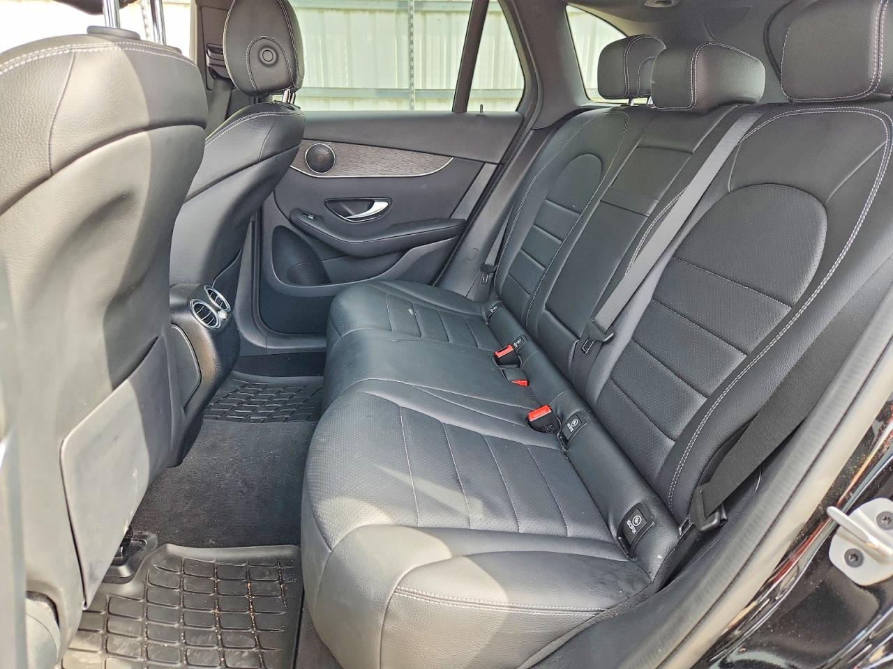 2022 MERCEDES-BENZ GLC GLC300 4MATIC