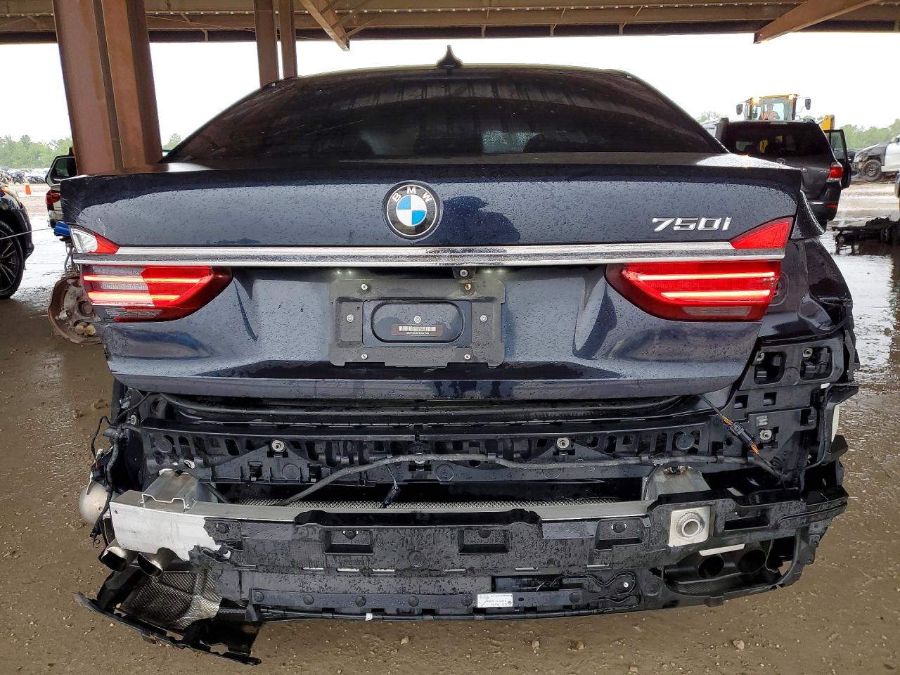 2017 BMW 750