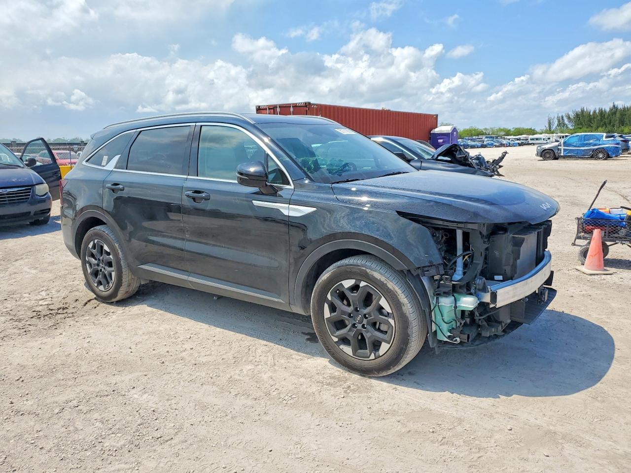 2025 KIA SORENTO S