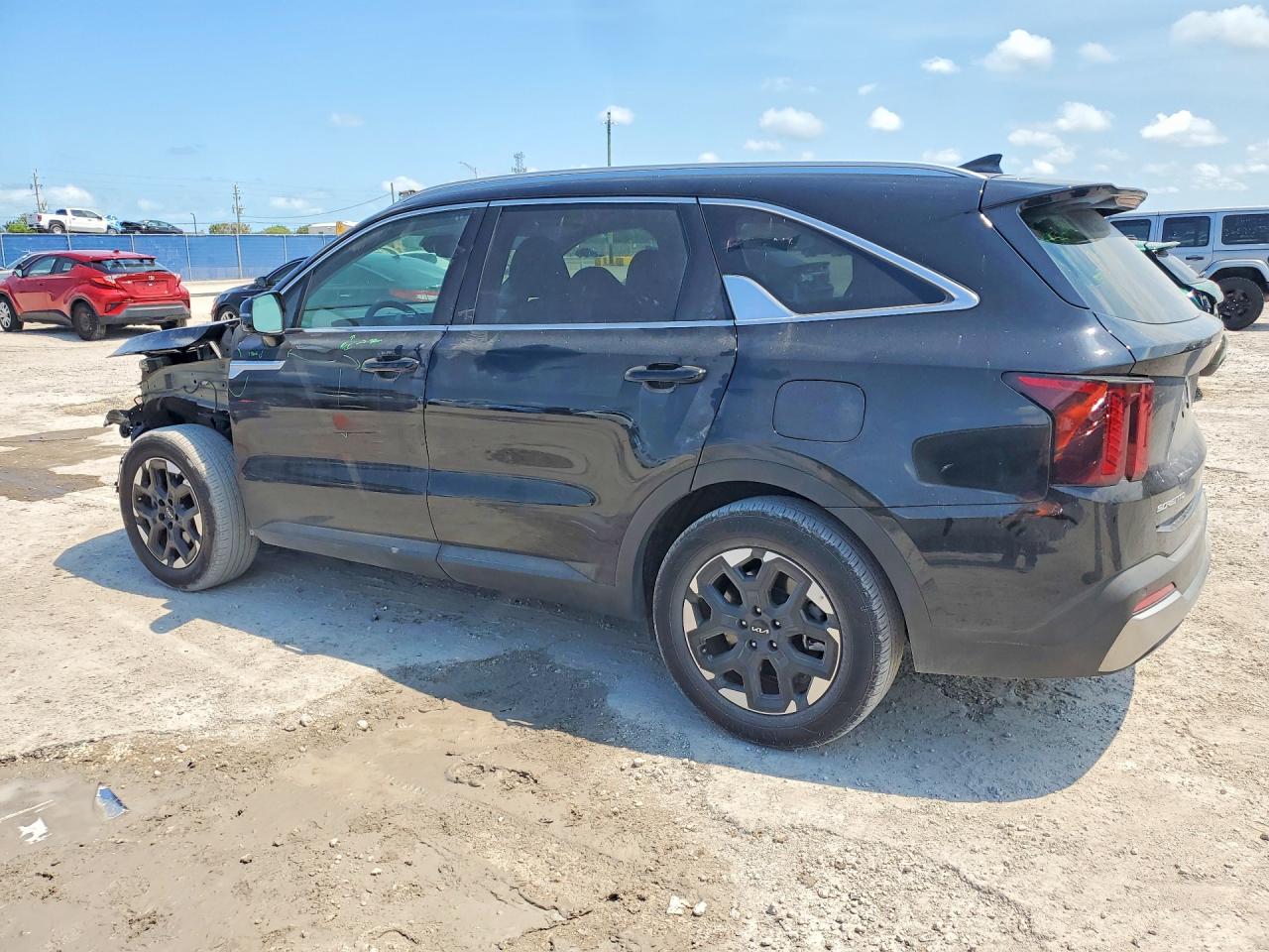 2025 KIA SORENTO S