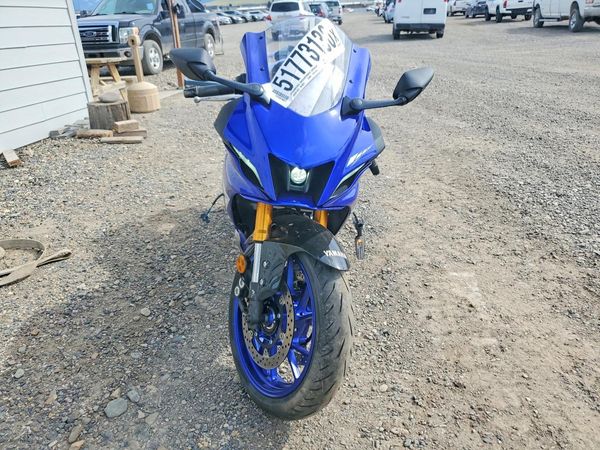 2025 YAMAHA YZFR7