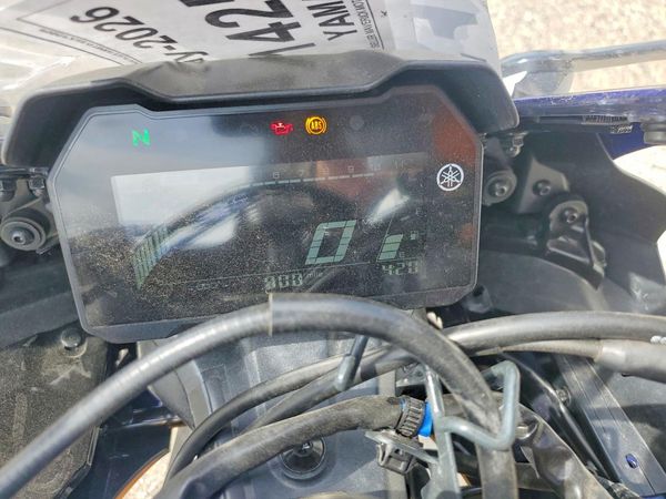 2025 YAMAHA YZFR7