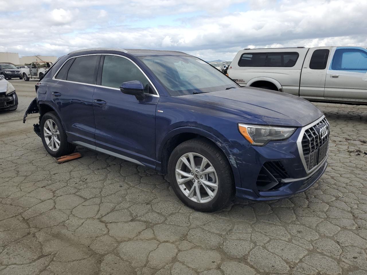 2021 AUDI Q3 S Line quattro Premium