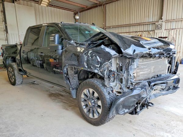2022 CHEVROLET SILVERADO Custom — Passenger 3/4