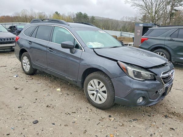 2018 SUBARU OUTBACK Premium