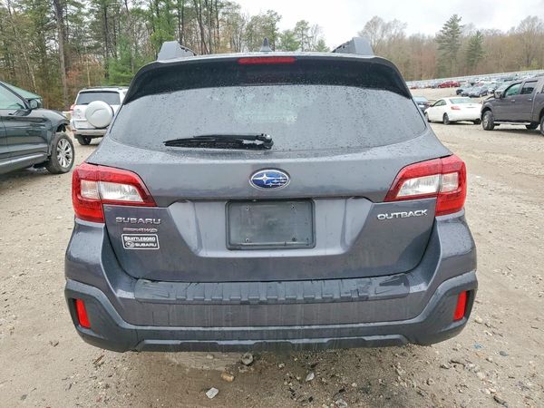 2018 SUBARU OUTBACK Premium
