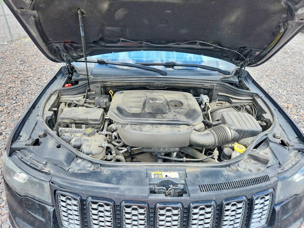2017 JEEP GRAND CHEROKEE LAREDO 4X4