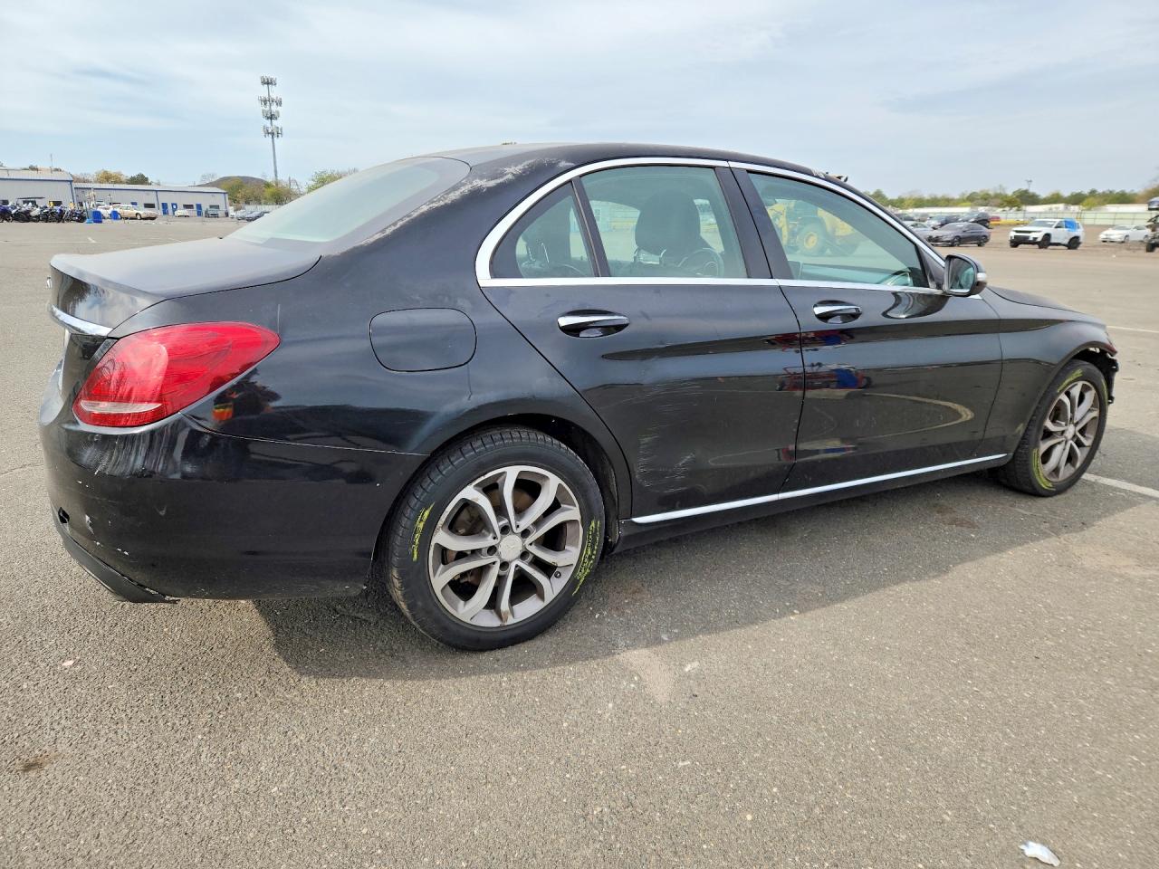 2015 MERCEDES-BENZ C