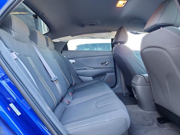 2024 HYUNDAI ELANTRA Blue