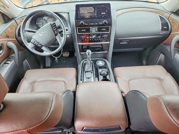 2023 INFINITI QX80 Base