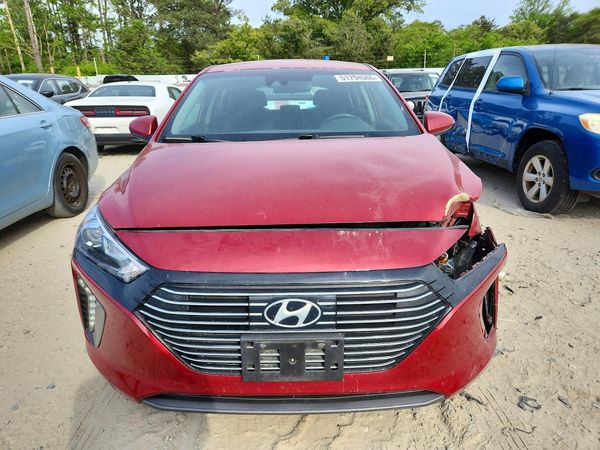 2019 HYUNDAI IONIQ SEL (HEV)